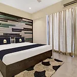 Oak Hotel Skydale